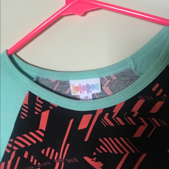 Lularoe medium Randy top - Picture 3 of 3